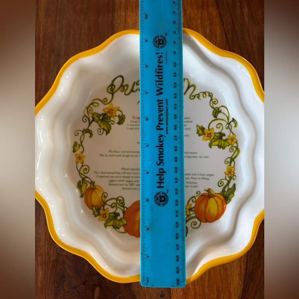 Temptations 9” Decorative Pie Plate - Picture 7 of 7